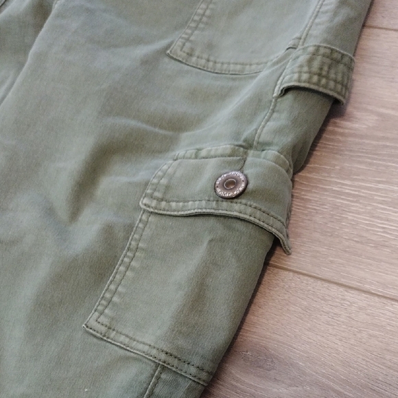 Green Cargo Pants - Picture 7 of 10